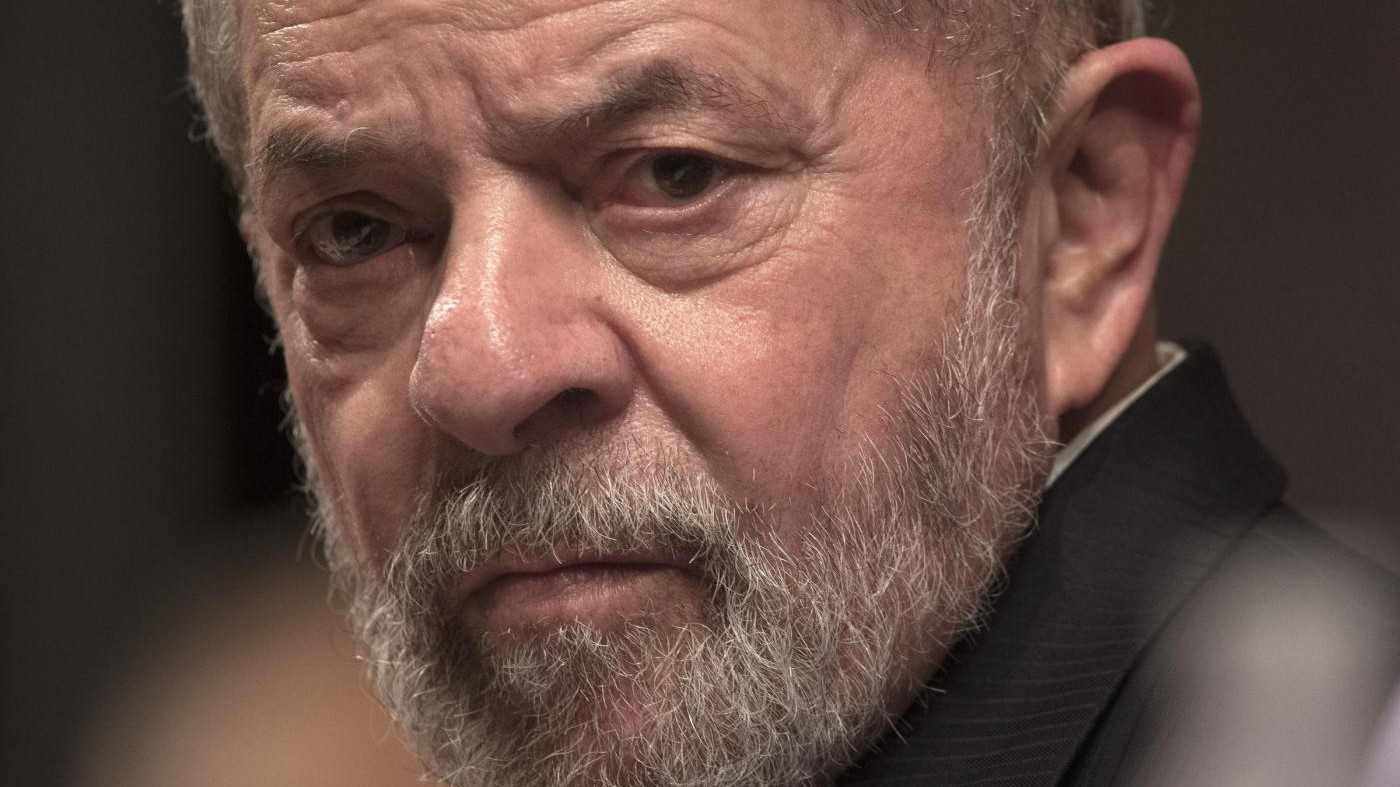 Brasile, 9 anni di carcere a Lula in primo grado per corruzione