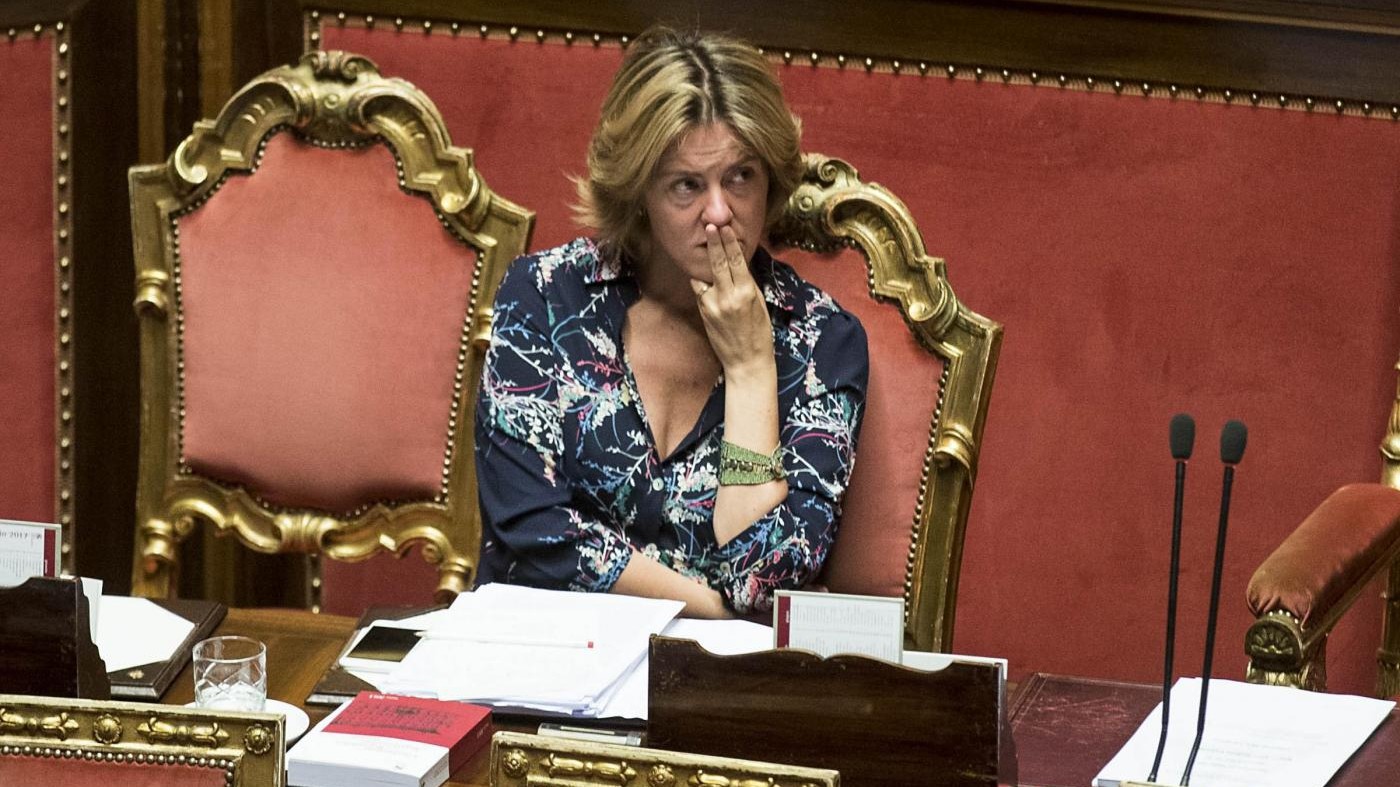 Vaccini in Senato: multe più basse e via la perdita della patria potestà