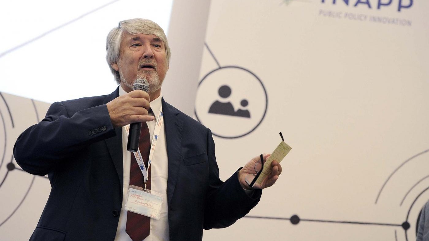 Bonus giovani, Poletti:  “Clausola anti-licenziamenti”