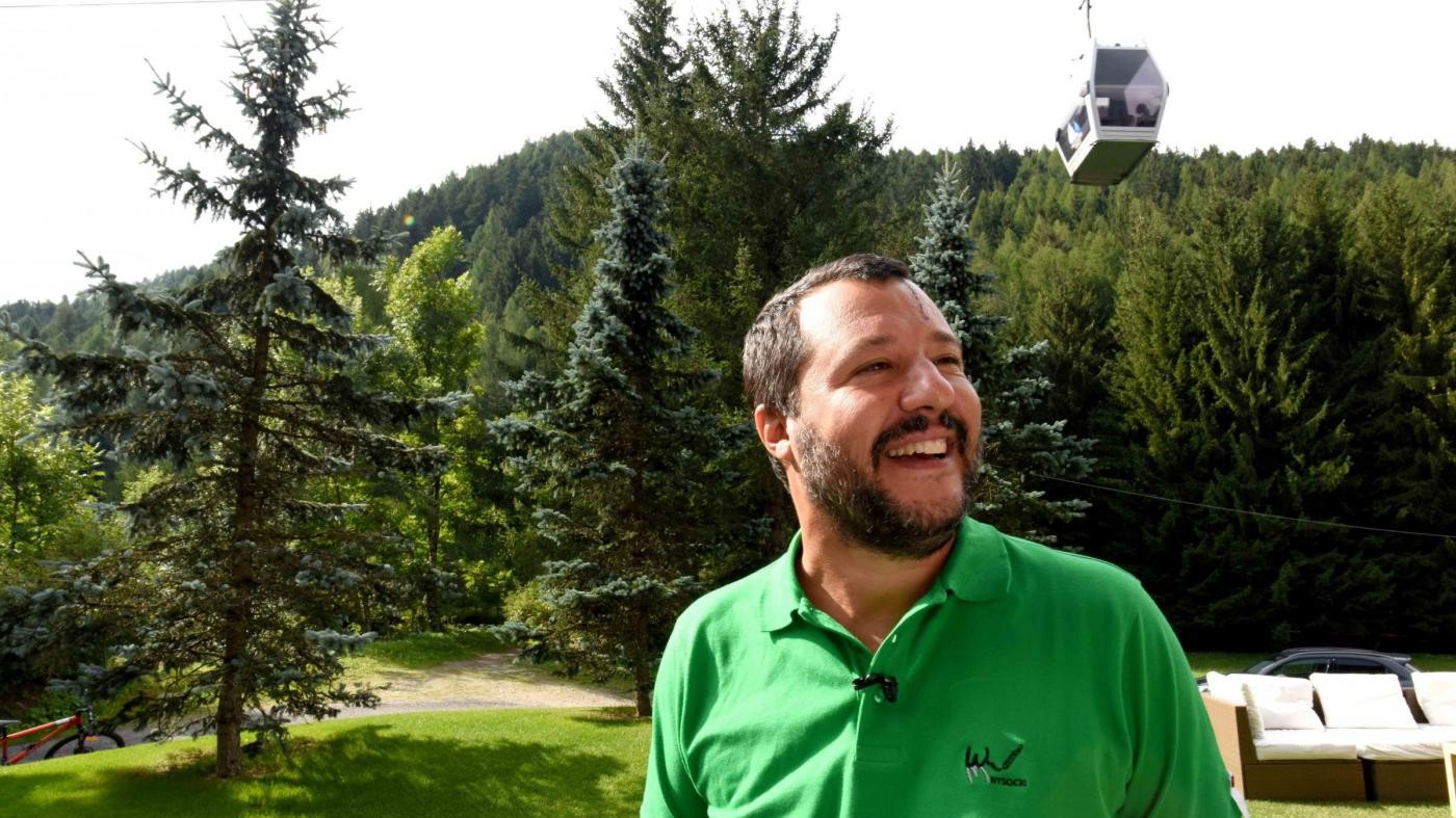 Prostituzione, Salvini: “Se al governo tassata e regolarizzata”