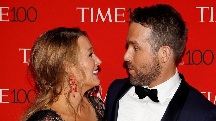 Tutti pazzi per gli auguri (ironici) di Ryan Reynolds alla moglie Blake Lively