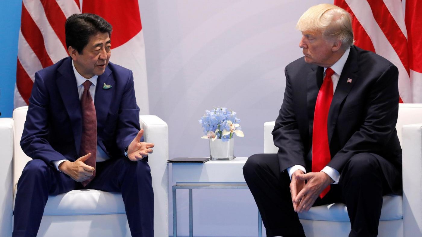 Nord Corea, Abe-Trump: “Minaccia grave, più pressione”