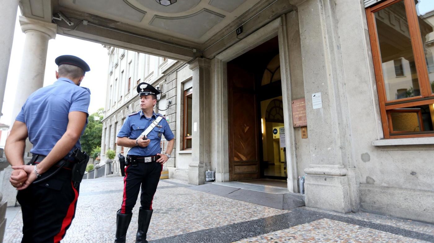 Lamezia Terme, bimbo di 18 mesi affoga in piscina gonfiabile