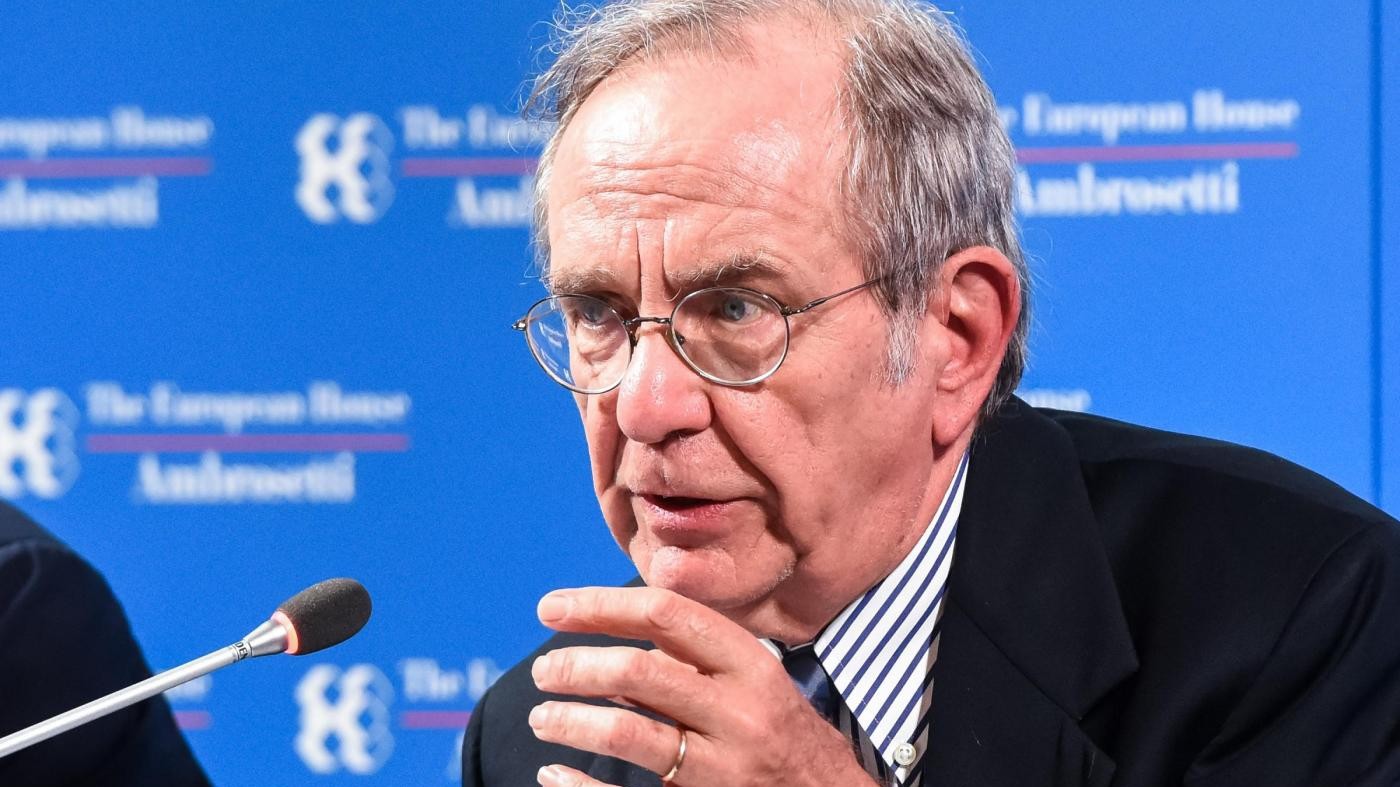 Padoan: “Economia migliora, ma restano tante cose da fare”