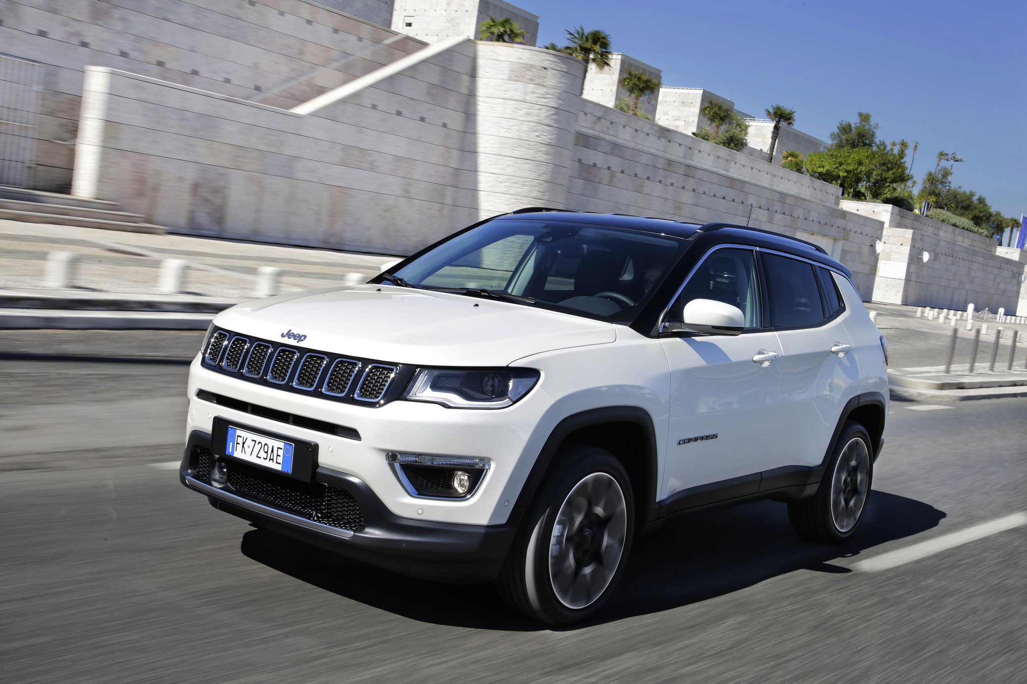 Jeep, la nuova Compass conquista le 5 stelle EuroNcap