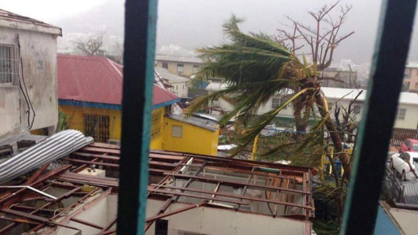 Irma si abbatte sui Caraibi, 10 morti. Trump: “Siamo preoccupati”