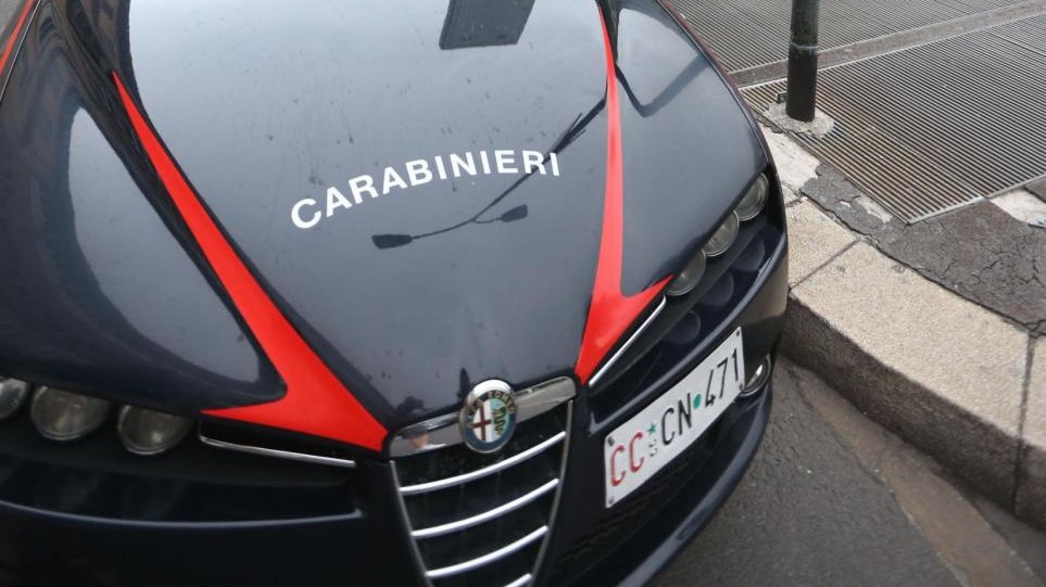 Firenze, carabiniere accusato di stupro: “Sono stato trascinato”