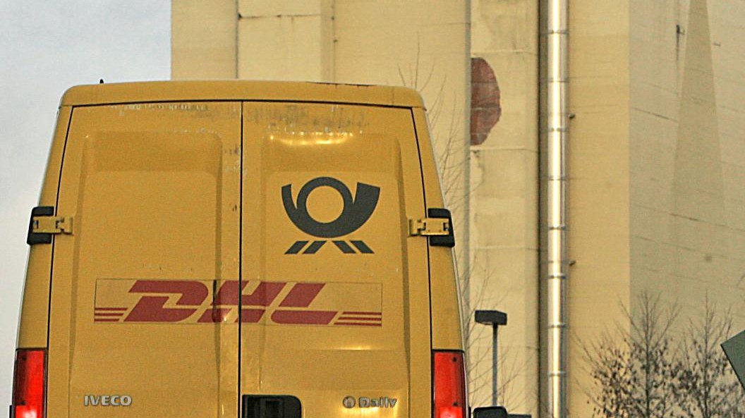 Milano, rubati tre furgoni Dhl. E’ allarme terrorismo