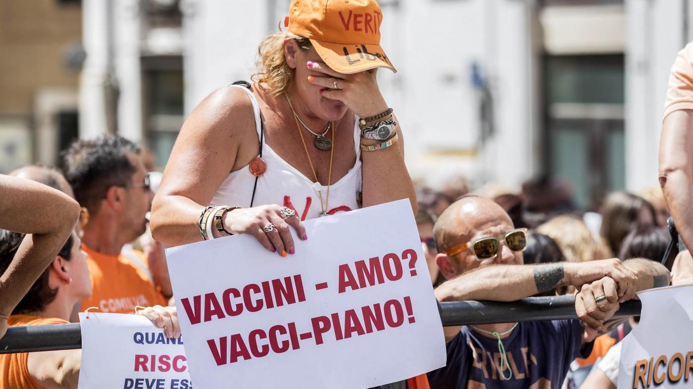 Bimbi non vaccinati respinti dalle scuole. I primi casi a Milano e Udine