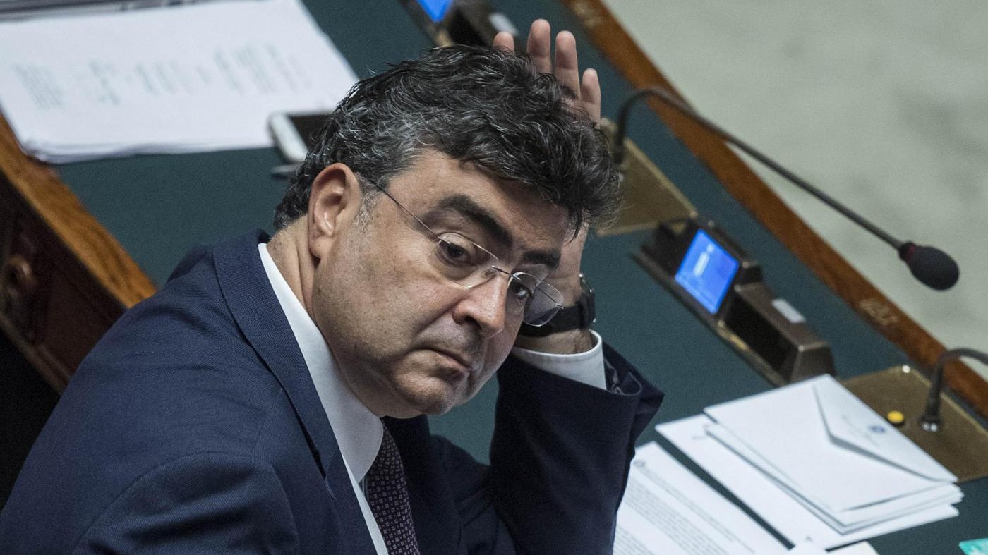 Ddl Antifascismo, ok della Camera: la proposta Fiano passa al Senato