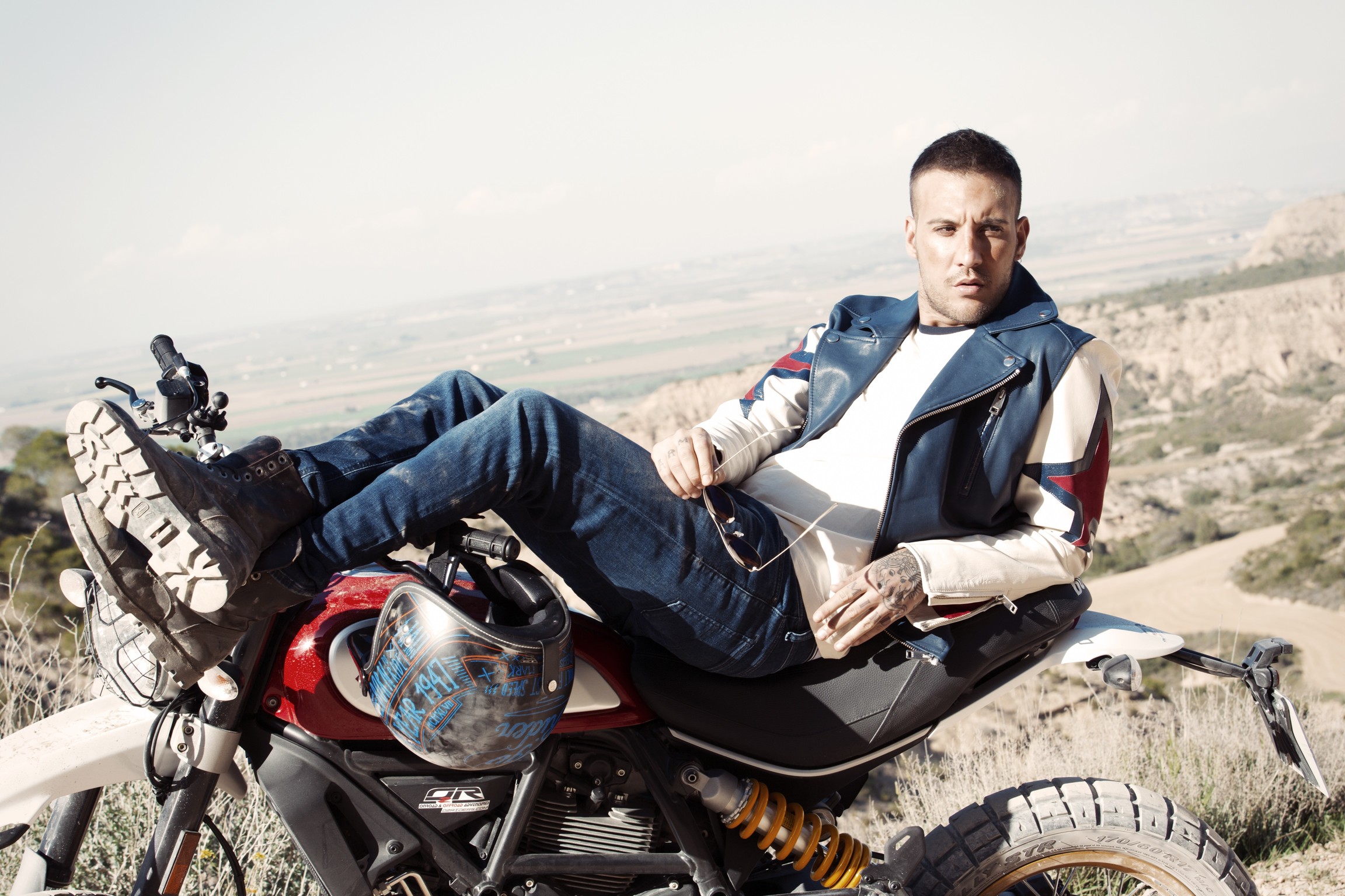 Fred De Palma racconta ‘Hanglover’: Un upgrade rispetto a ‘Boyfred’