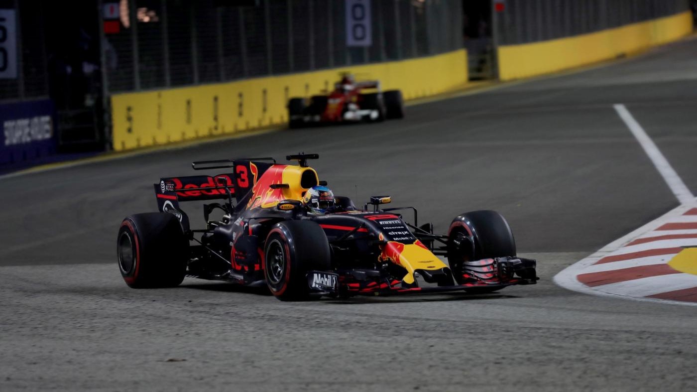F1, Red Bull dominano libere a Singapore. Ferrari gioca in difesa