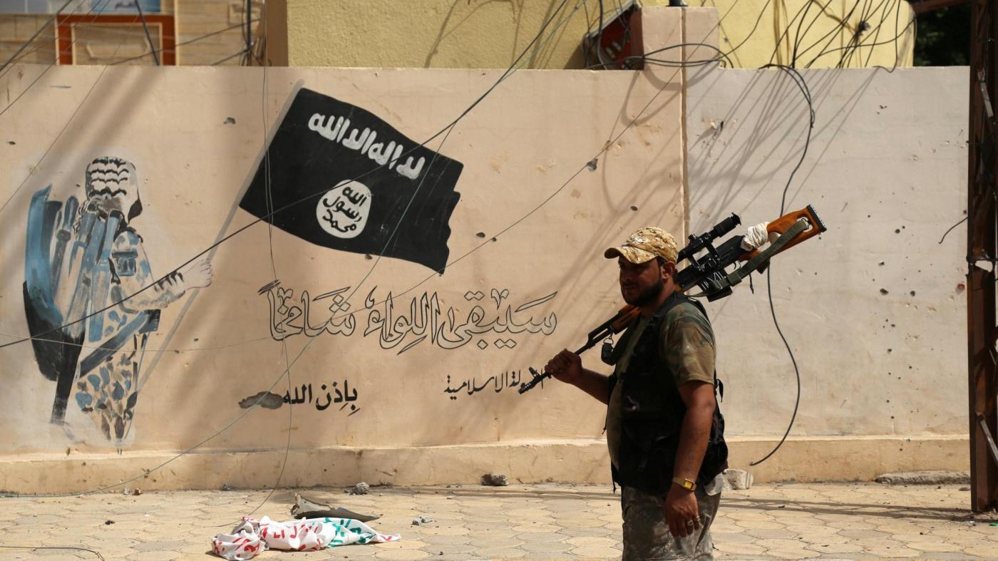 Isis ritira truppe da Raqqa per rinforzare altri fronti