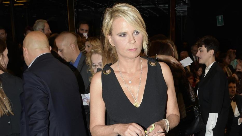 Sanremo, De Filippi: Quello di ‘Chi’ è scoop immaginario, domani saprete