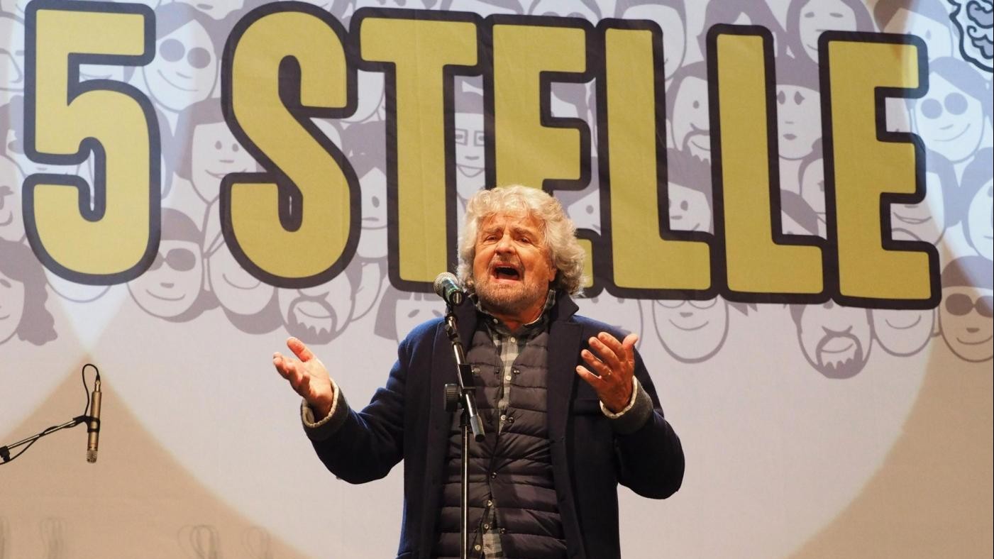 Ue, Verdi contro M5S: Falso che non vi vogliamo ma non rispettiamo Grillo