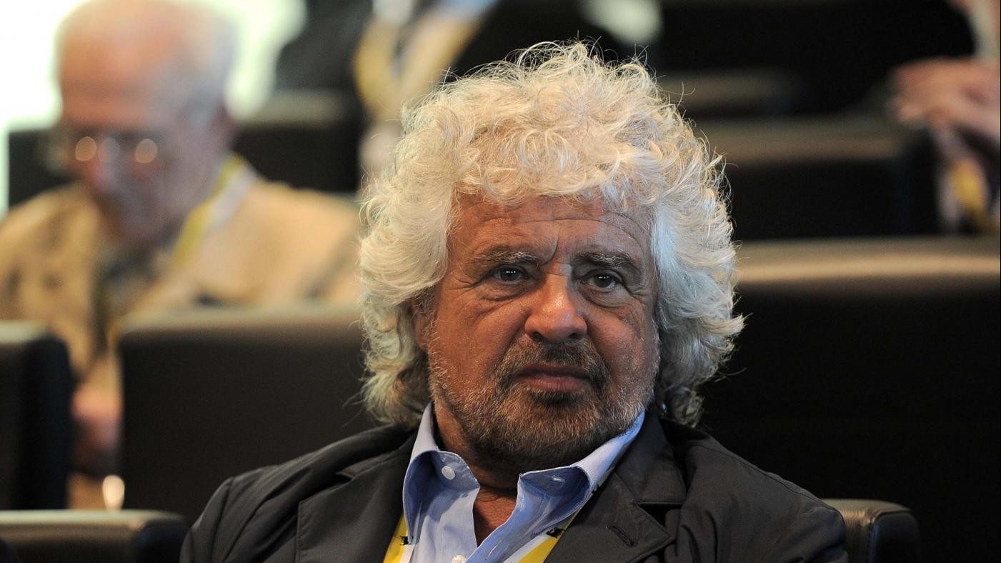 Ue, Grillo: Nessun contratto con Alde, carte false. Verhostadt dovrebbe vergognarsi