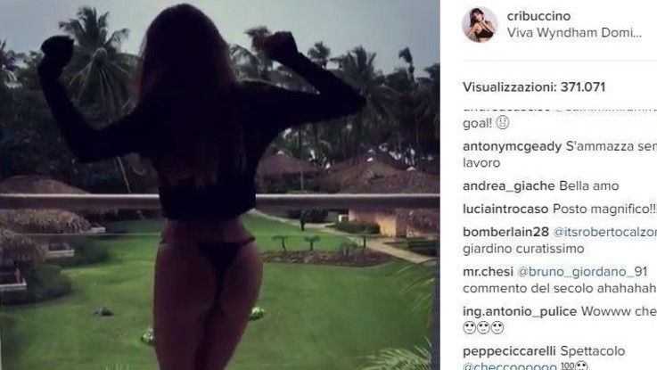 Cristina Buccino sempre più sexy: il ballo in mutande su Instagram