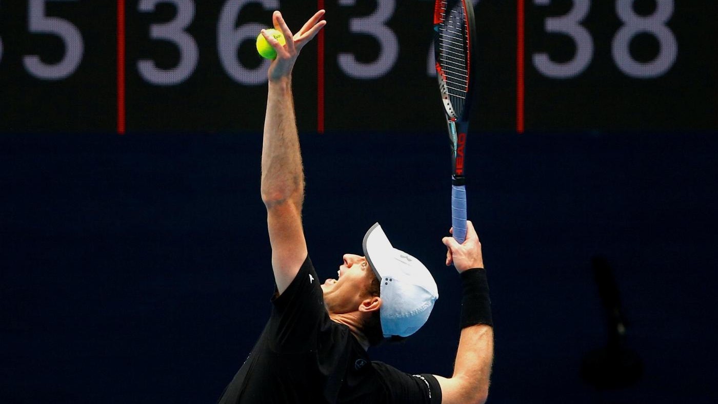 Tennis, Australian Open al via: subito in campo Murray e Federer
