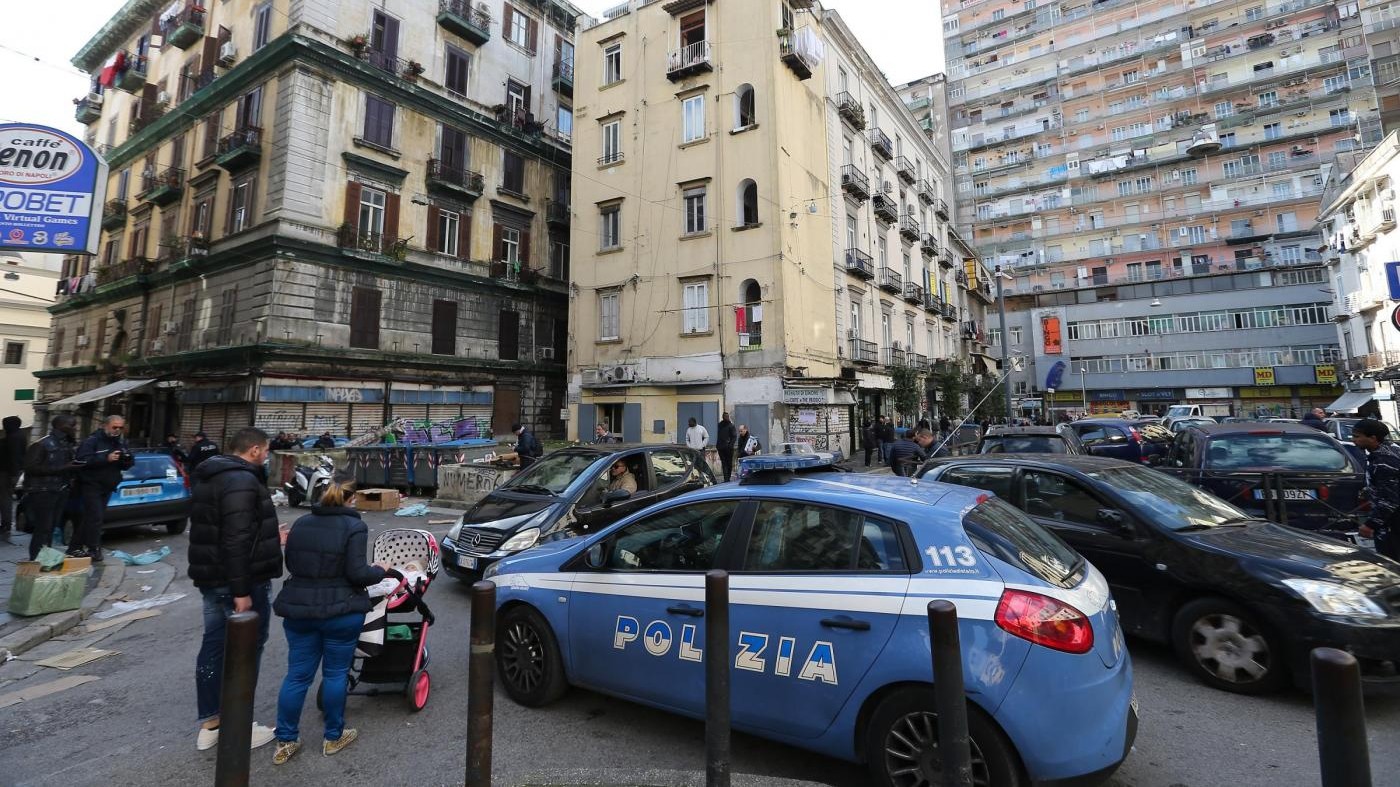 Napoli, 4 fermi per sparatoria Forcella in cui venne ferita bimba