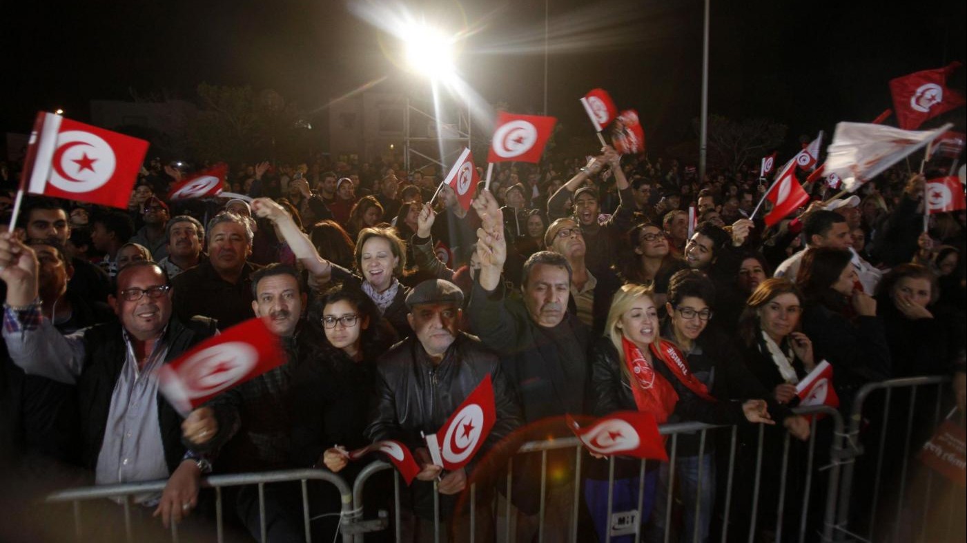 Tunisia, 6 anni fa la rivoluzione: ancora rivolte sociali e transizione