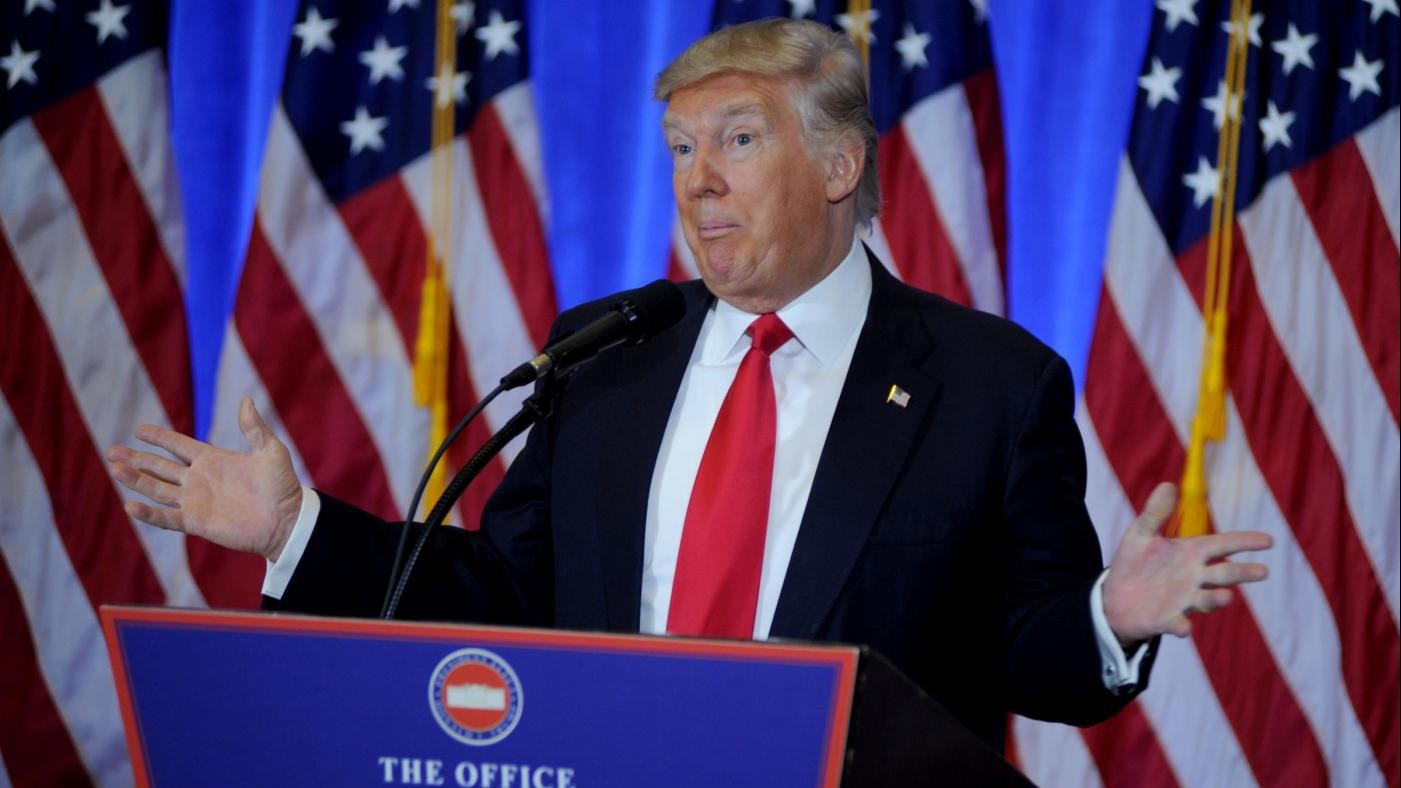 Holliday non sarà a cerimonia Trump: Chiedo scusa a comunità gay