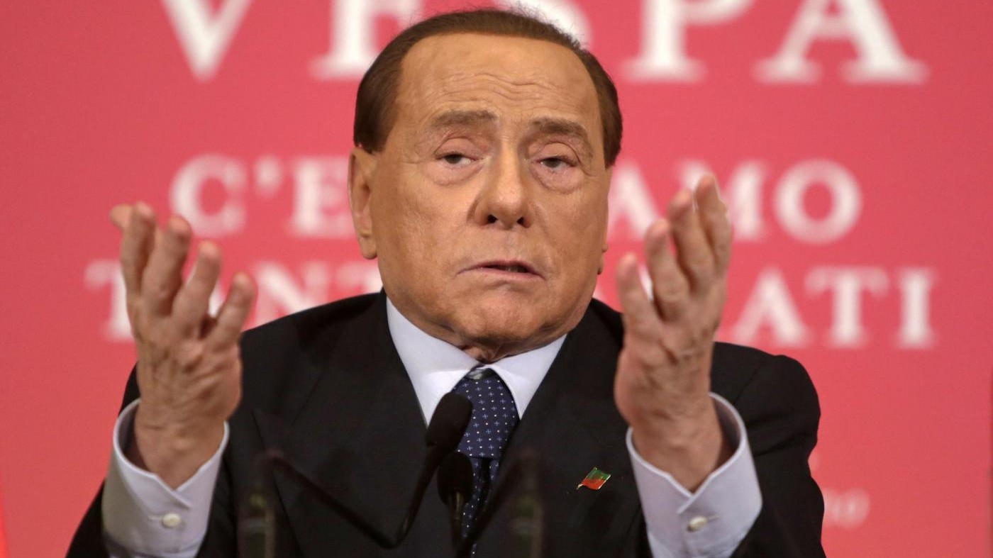 Berlusconi: Mi candido per vincere, si voti il prima possibile