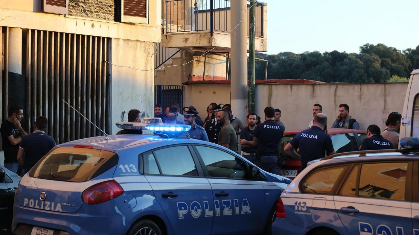 Milano, altro femminicidio: donna uccisa in casa