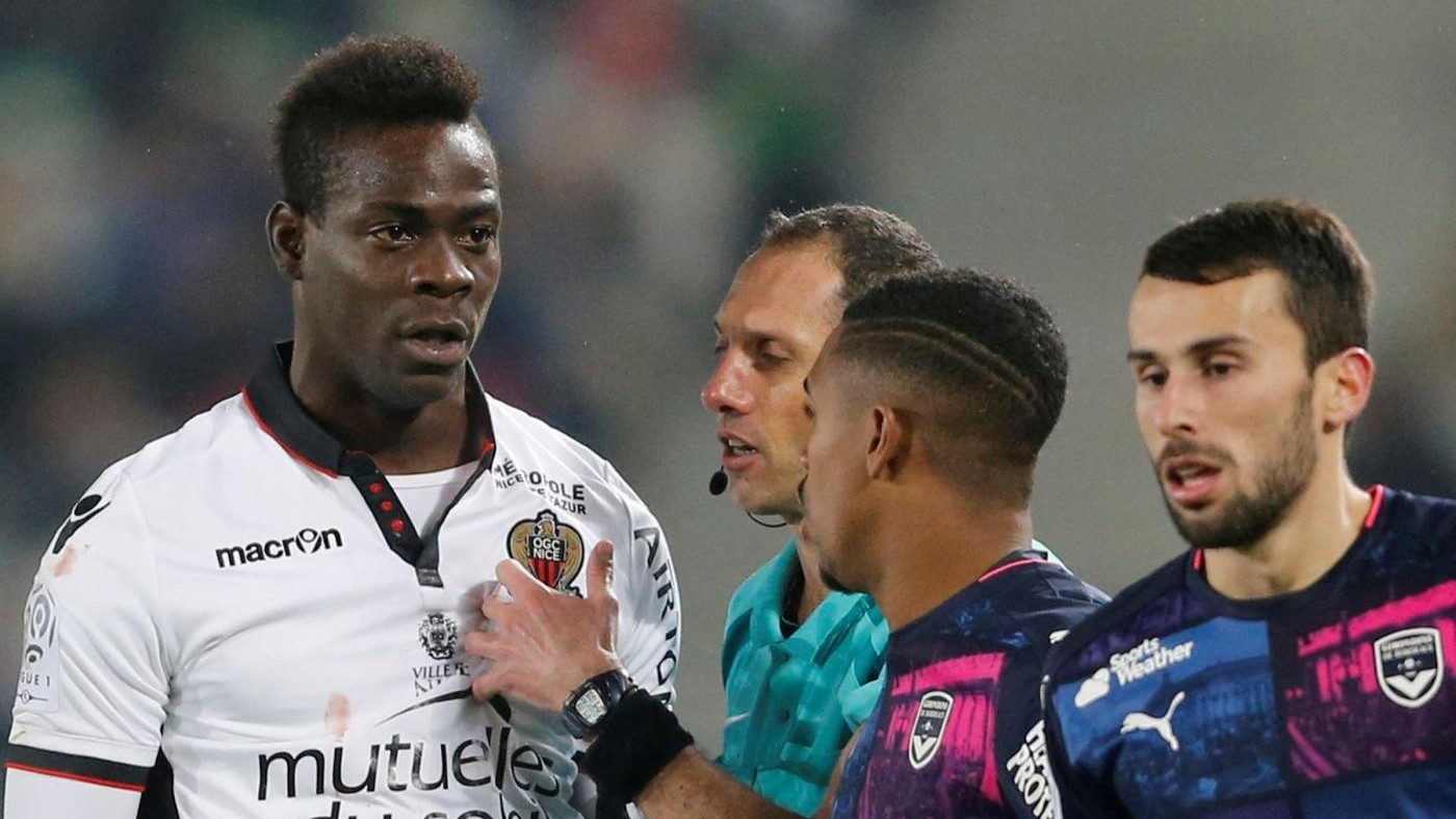 Balotelli accusa i tifosi del Bastia: Razzisti, è una vergogna