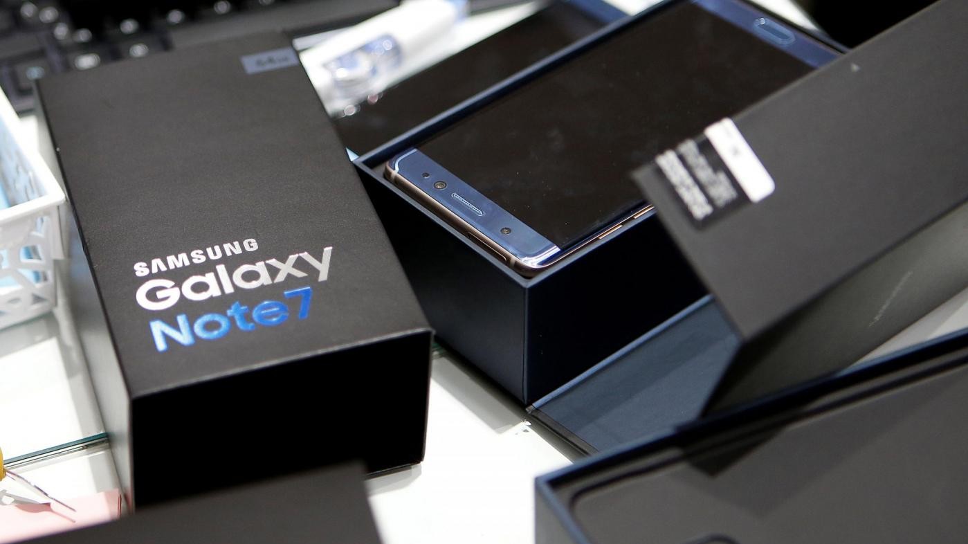 Samsung: Causa incendi Galaxy Note 7 sono le batterie difettose