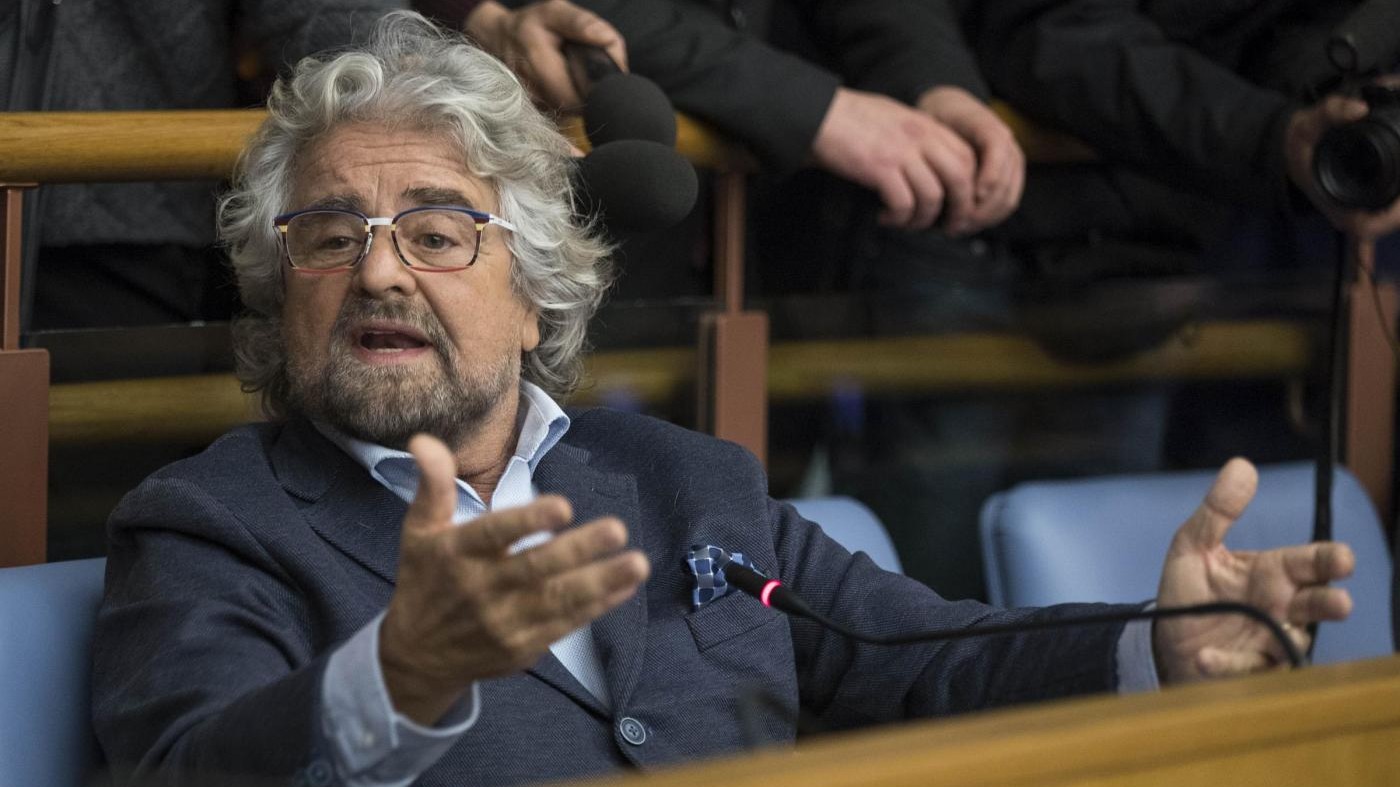Grillo: Subito al voto. Sul blog nuovi attacchi alla stampa