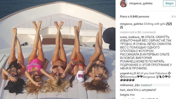 Mirgaeva Galinka si diverte con le amiche: bombe sexy in barca