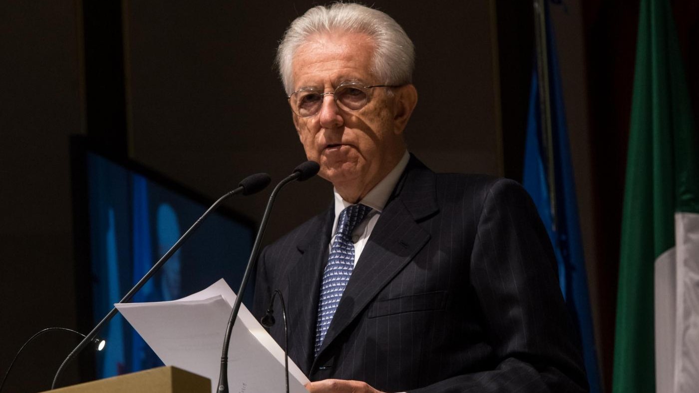 Monti: Renzi è un populista, ha dato una marea di bonus