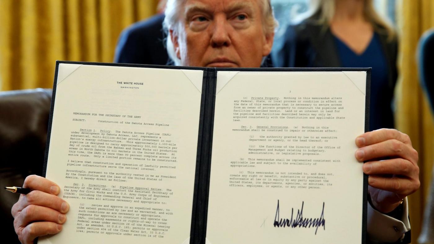 Usa-Messico, il Nyt: Trump oggi ordinerà la costruzione del muro