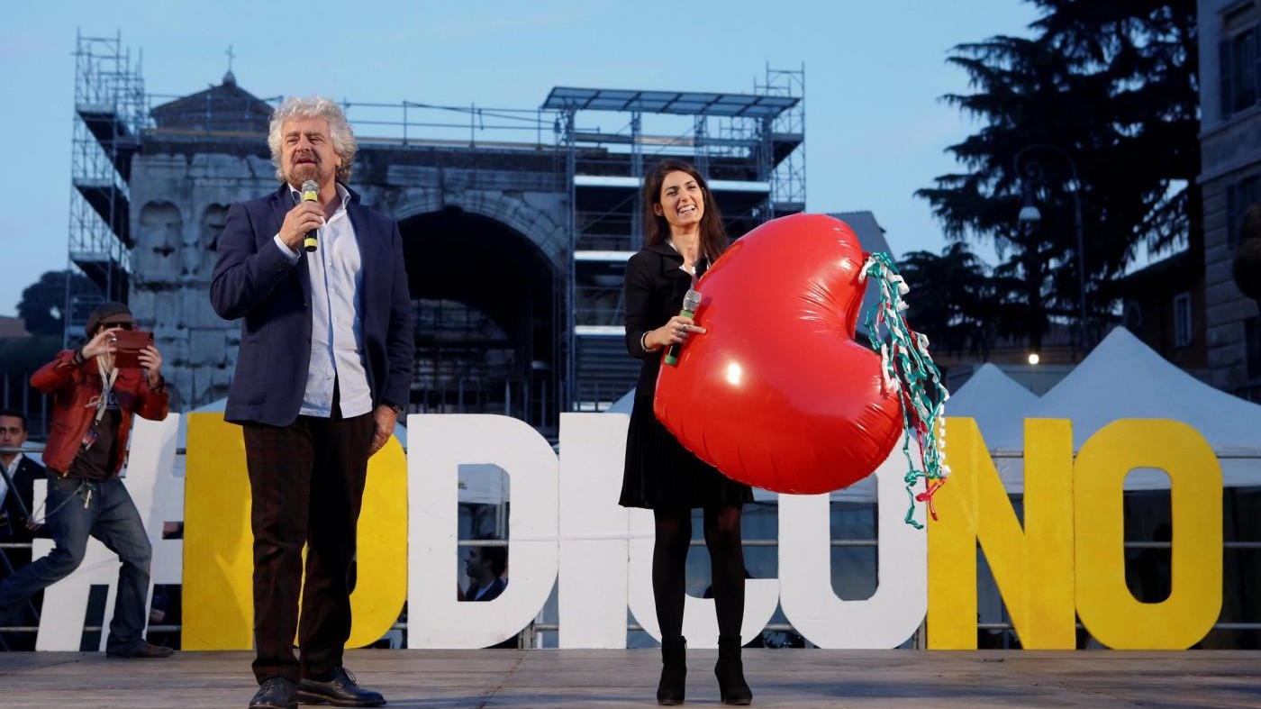 Grillo: Raggi ha adempiuto a codice etico, le sono vicino