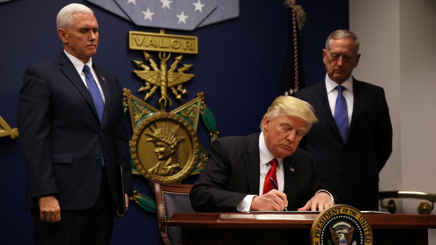 Misura contro il terrorismo di Trump: stop a ingresso rifugiati
