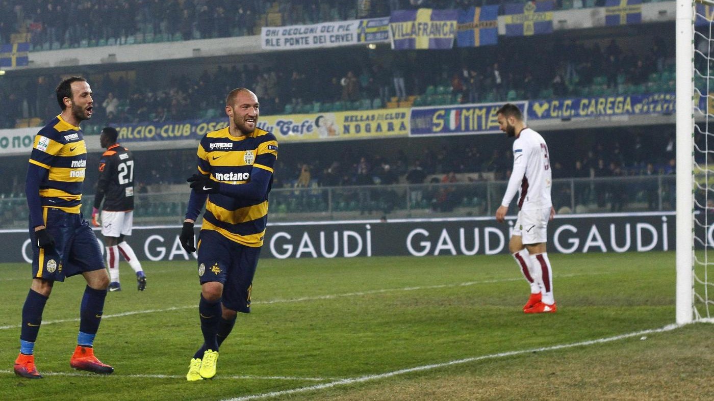 Serie B: Verona-Salernitana 2-0 nel posticipo