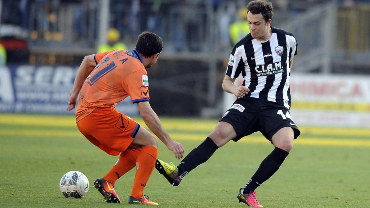 FOTO Serie B, Ascoli-Latina 2-2