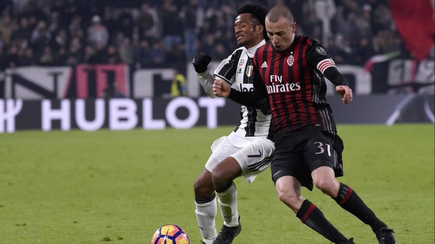 Milan, lesione al soleo per Antonelli: nuovi esami tra 15 giorni