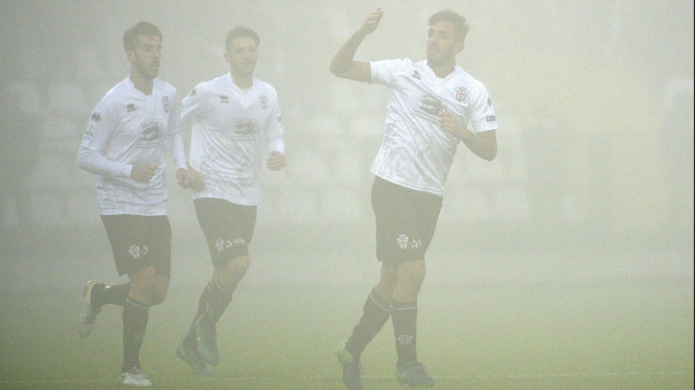 FOTO Pro Vercelli-Spal, 3-1 nella nebbia