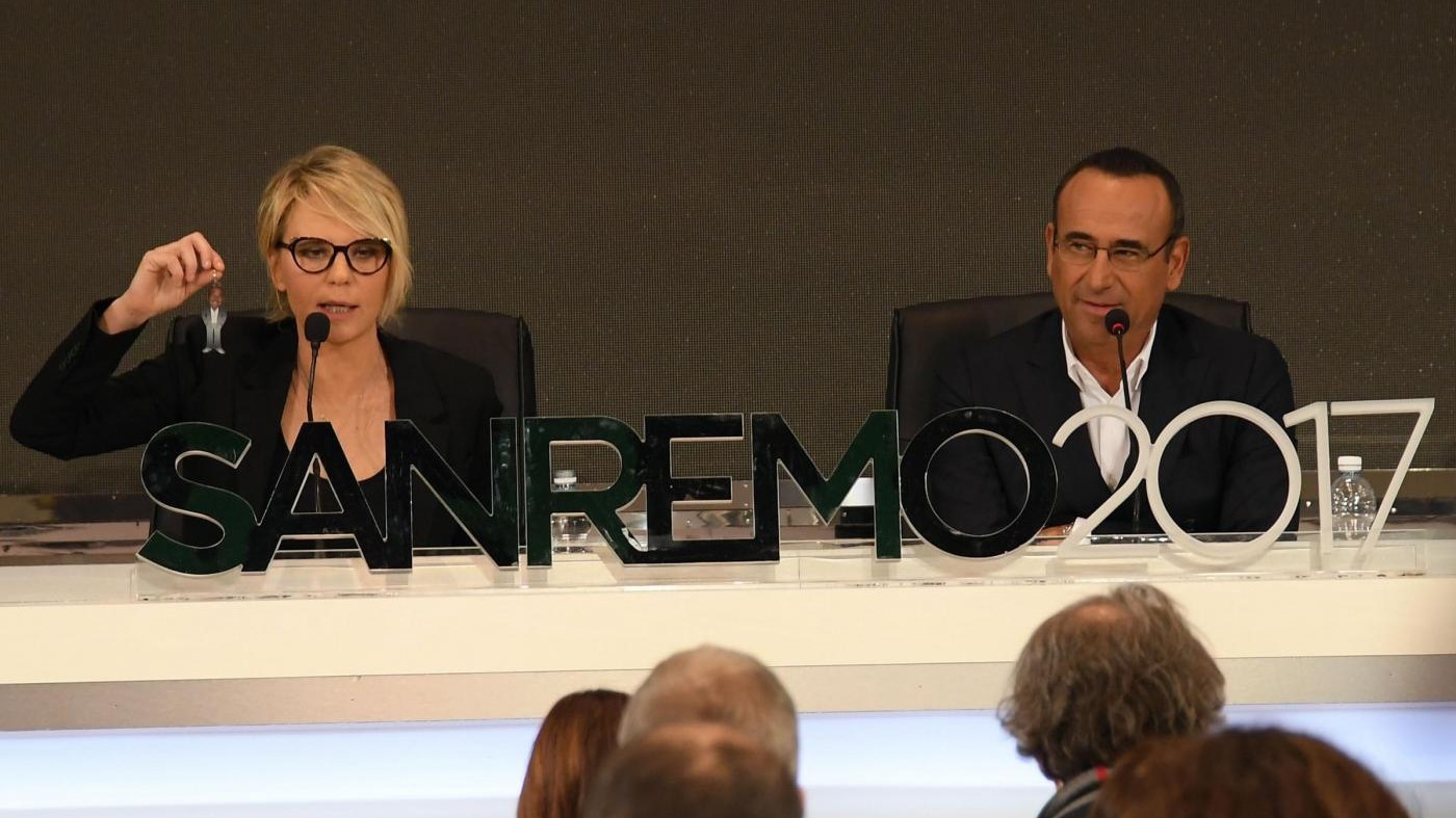 Sanremo, tutto pronto per la kermesse. E al Palafiori scattano falsi allarmi bomba