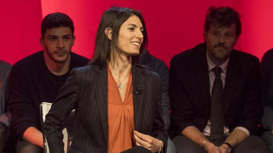 Sgarbi rivela: Grillo mi disse ‘Raggi è una depensante’