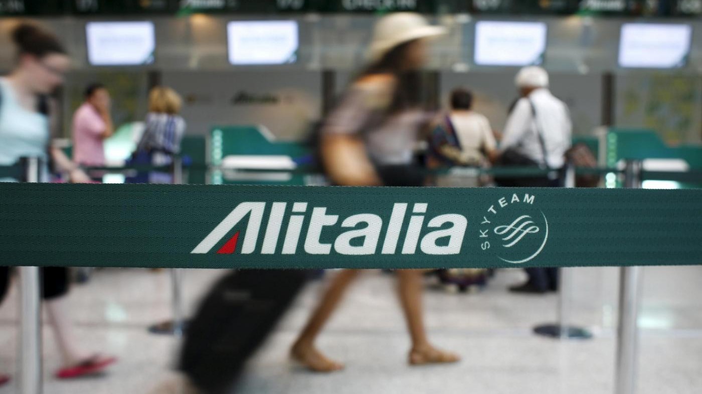 Alitalia, sindacati: Stop a trattative su contratto
