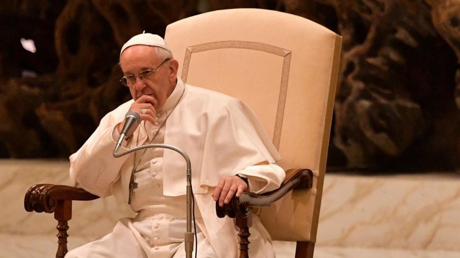 Papa: In Vaticano c’è corruzione. Pedofilia? E’ una malattia