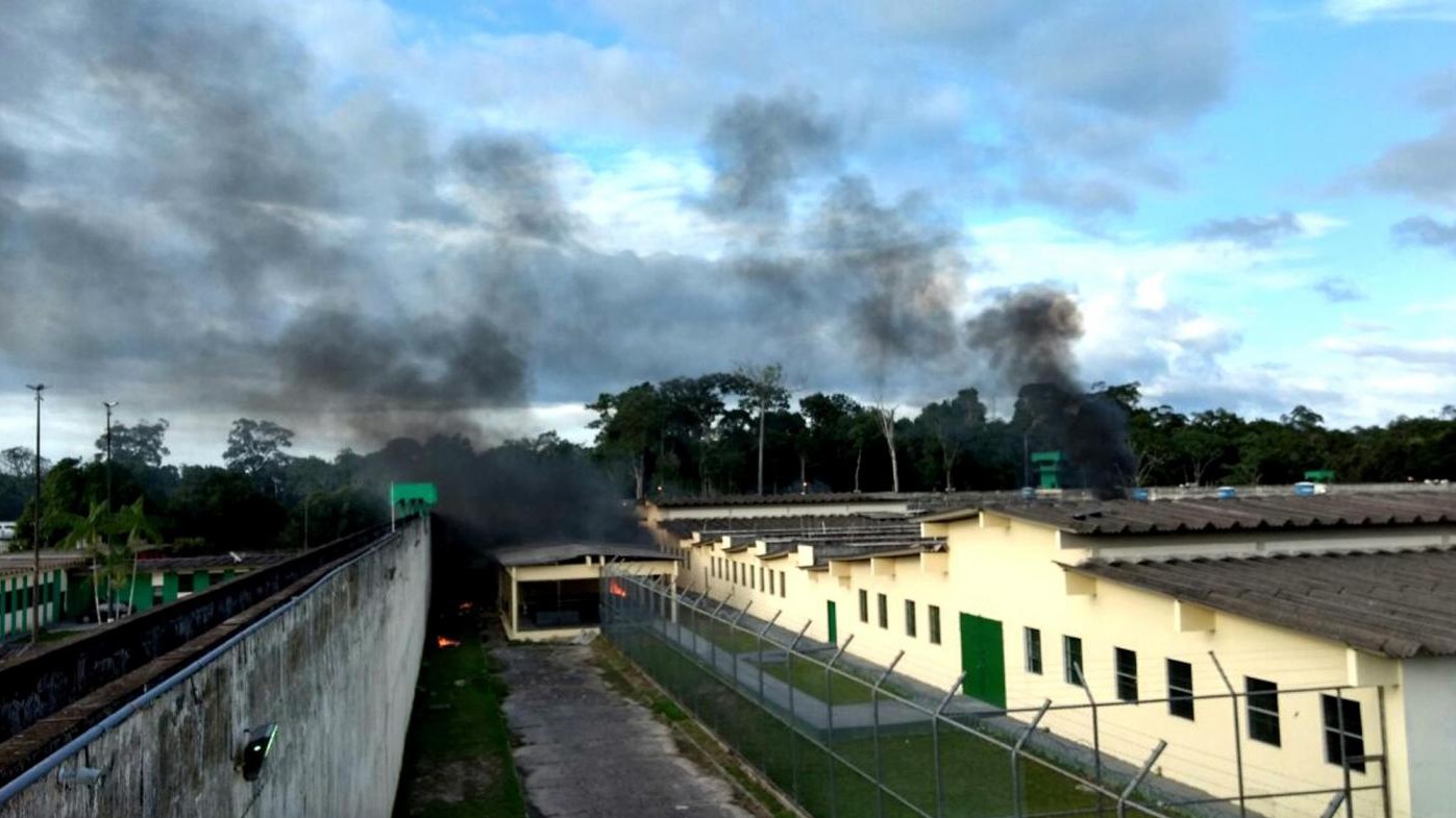 FOTO Brasile, rivolta nel carcere di Manaus