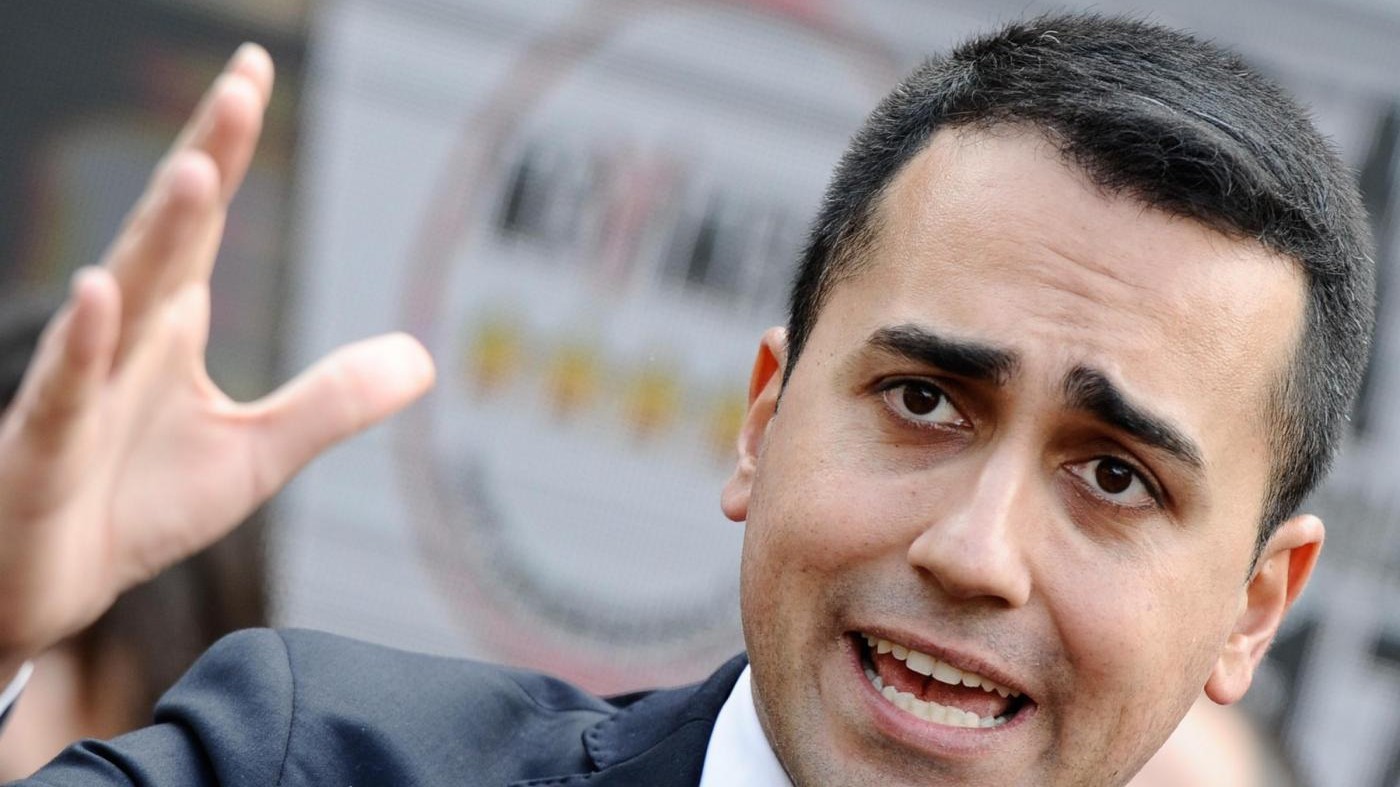 Di Maio: Se Renzi vuole andare al voto tolga fiducia a Gentiloni