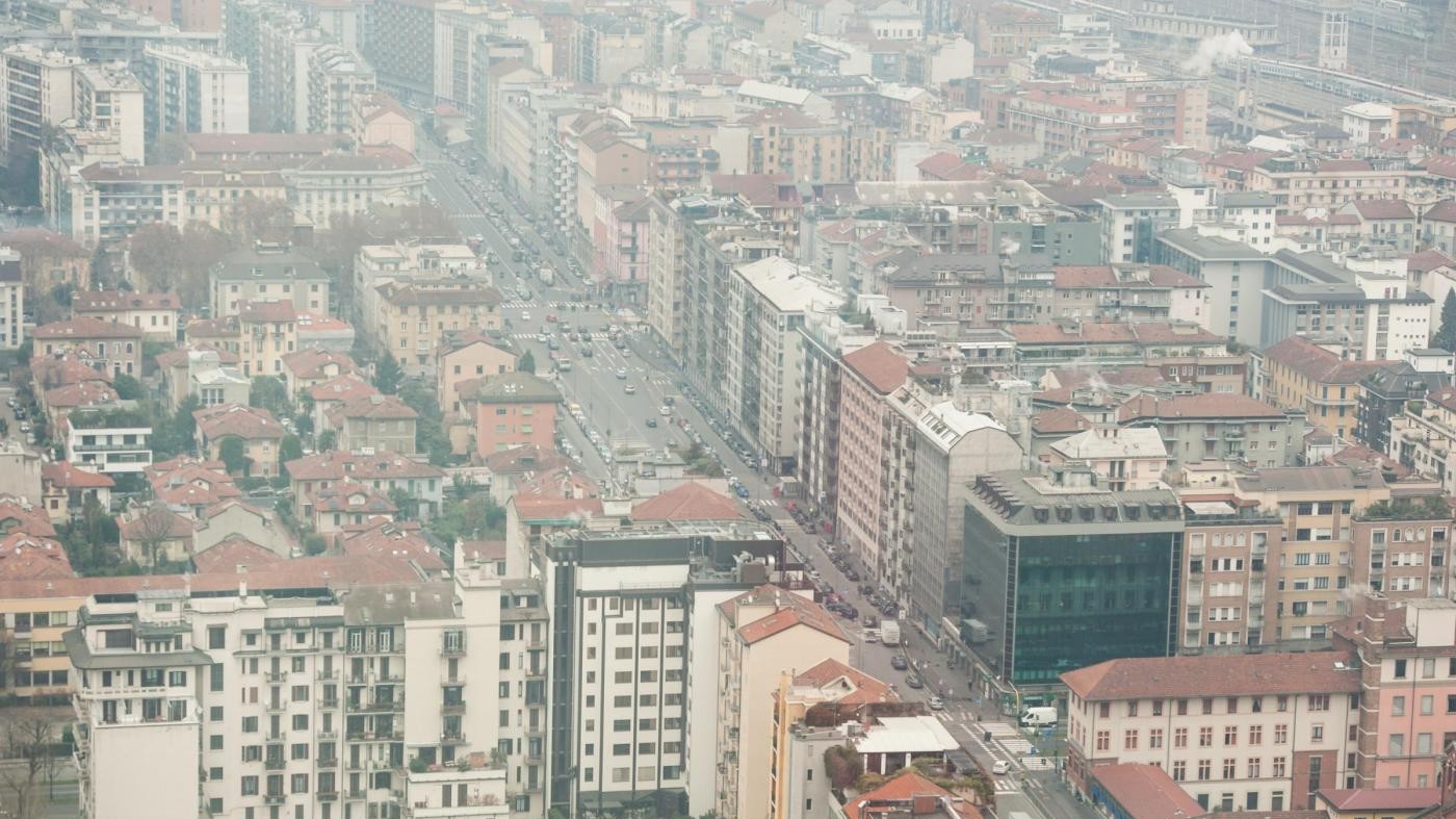 Smog, Ue contro Italia. Codacons denuncia: Da noi 90mila morti l’anno