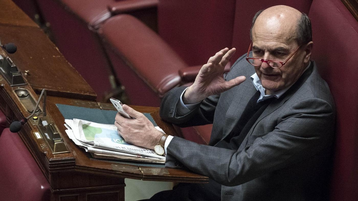 Bersani: Stop scissione? Solo con congresso lungo e voto nel 2018