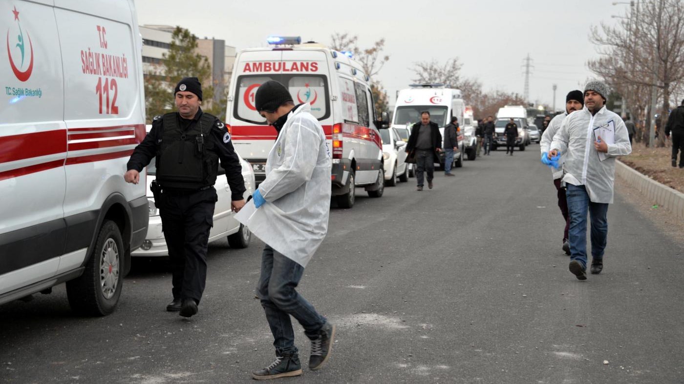 Turchia, esplosione a Viransehir: morto bimbo di 3 anni, 15 feriti