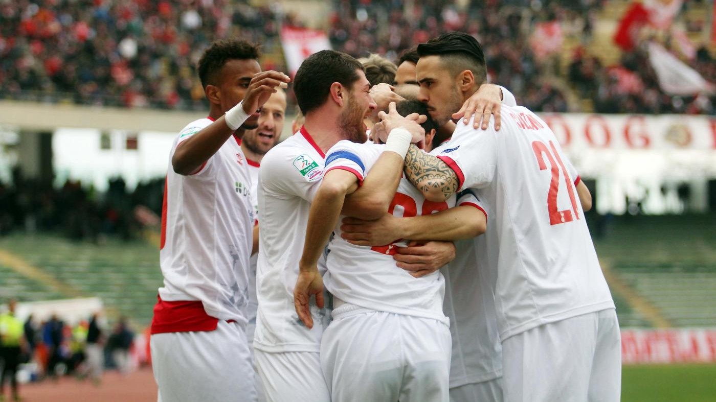 Serie B, Bari cala il tris: Ternana travolta 3-1