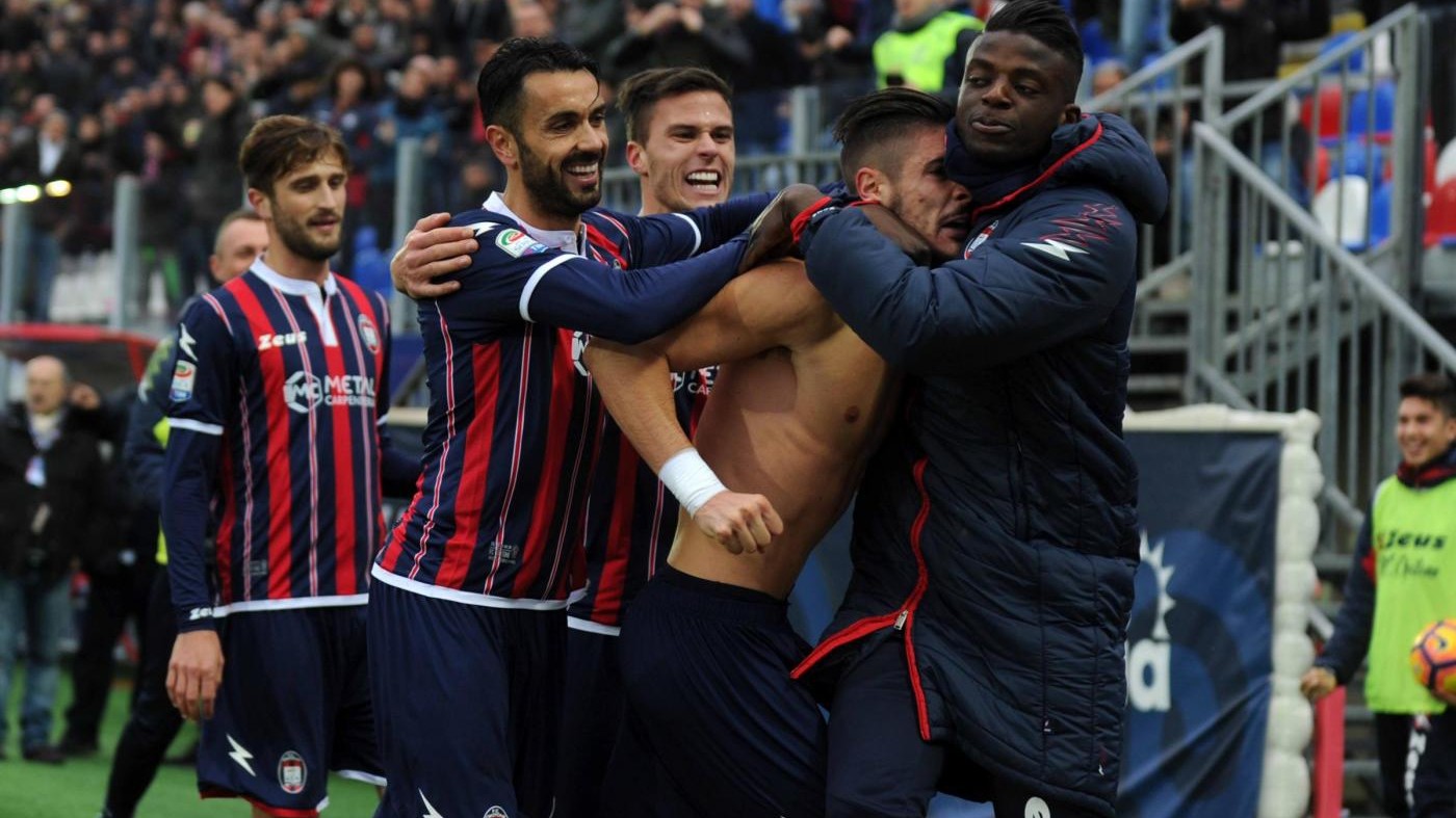 FOTO Crotone travolge l’Empoli 4-1